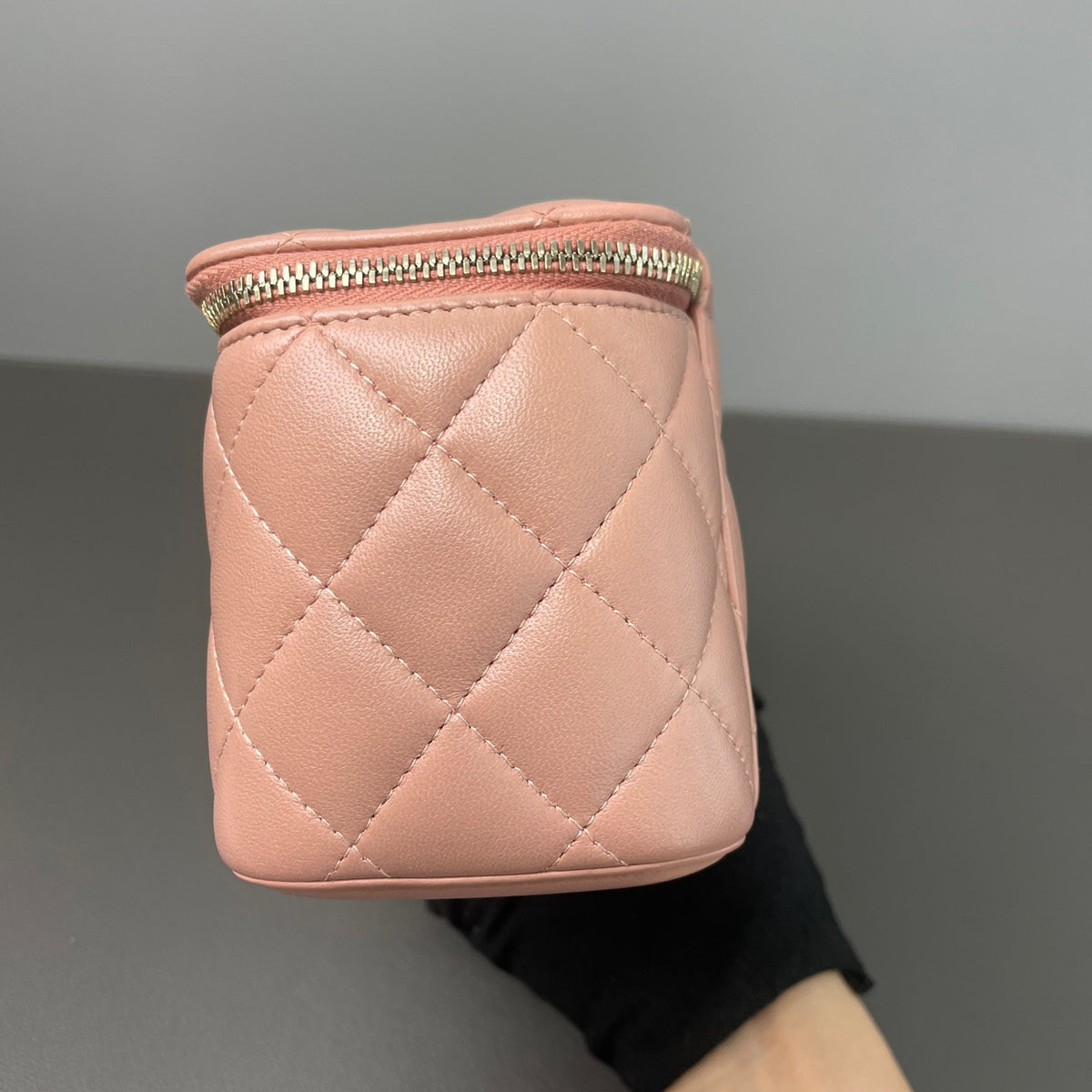 Chanel - Other - Leather - Pink - (small)