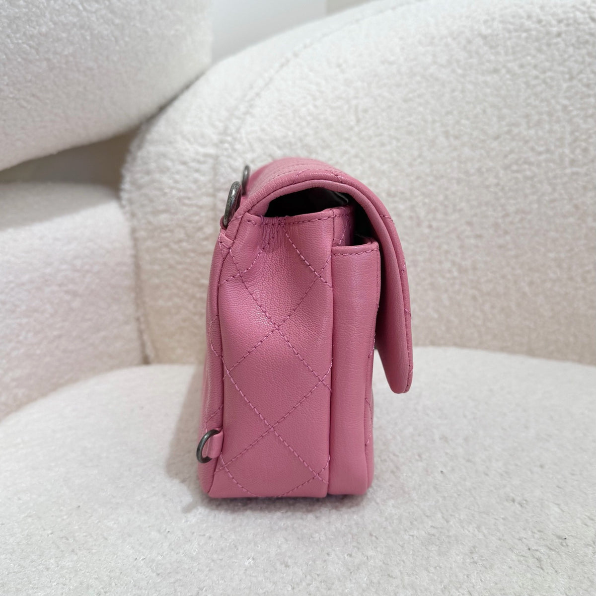 Chanel - Other - Leather - Pink - (small)