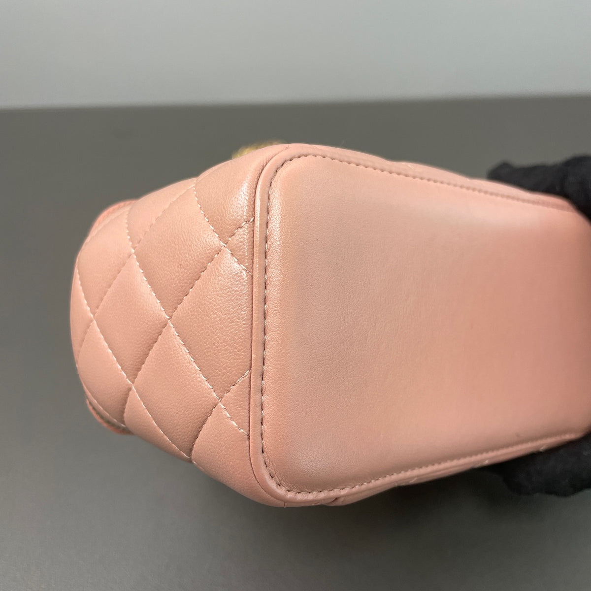 Chanel - Other - Leather - Pink - (small)