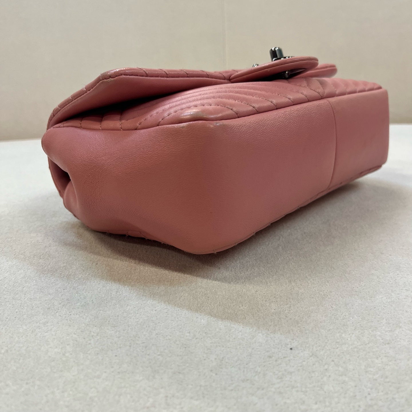 Chanel - Other - Leather - Pink - (small)