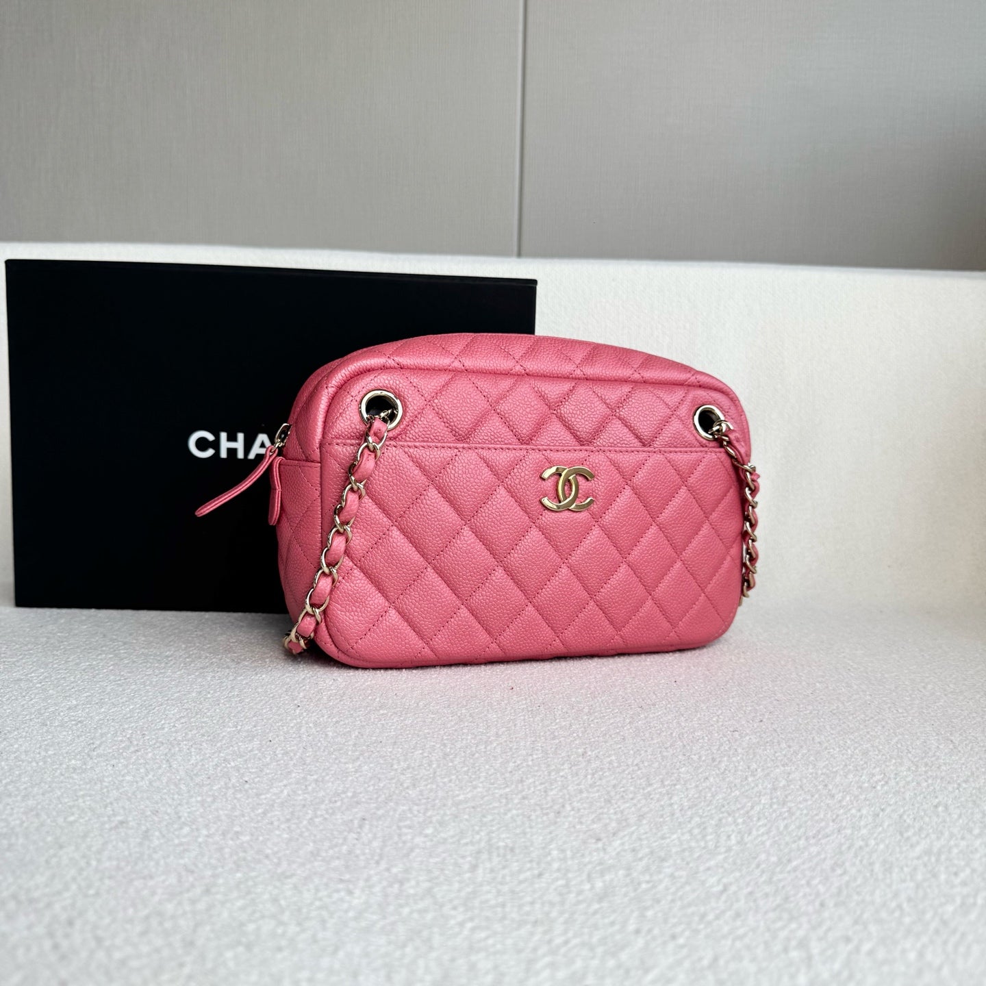Chanel - Other - Leather - Pink - (Small)