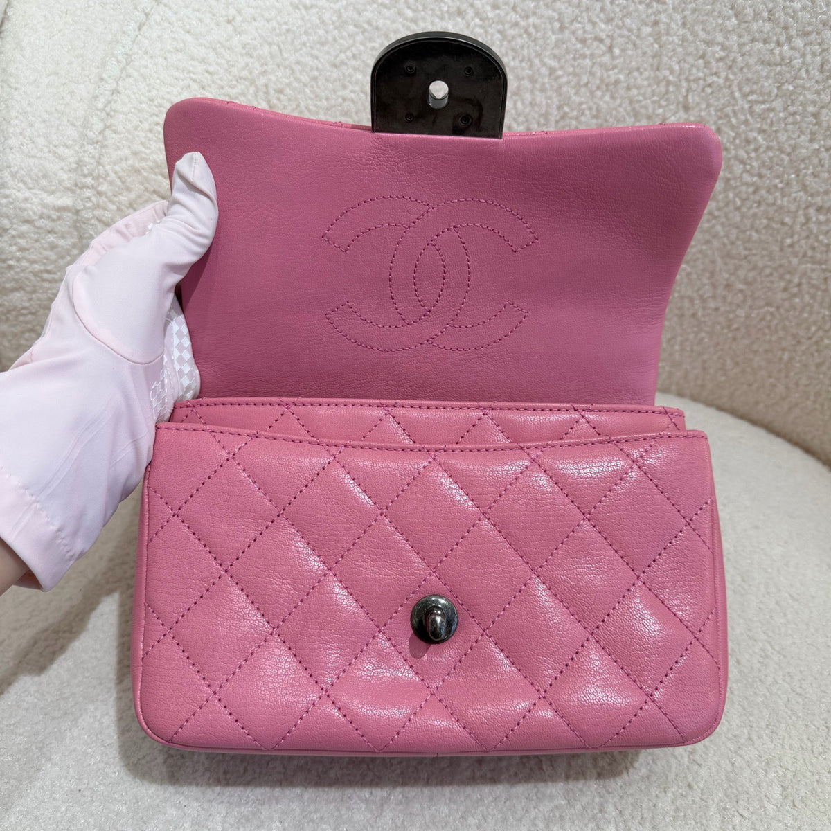 Chanel - Other - Leather - Pink - (small)