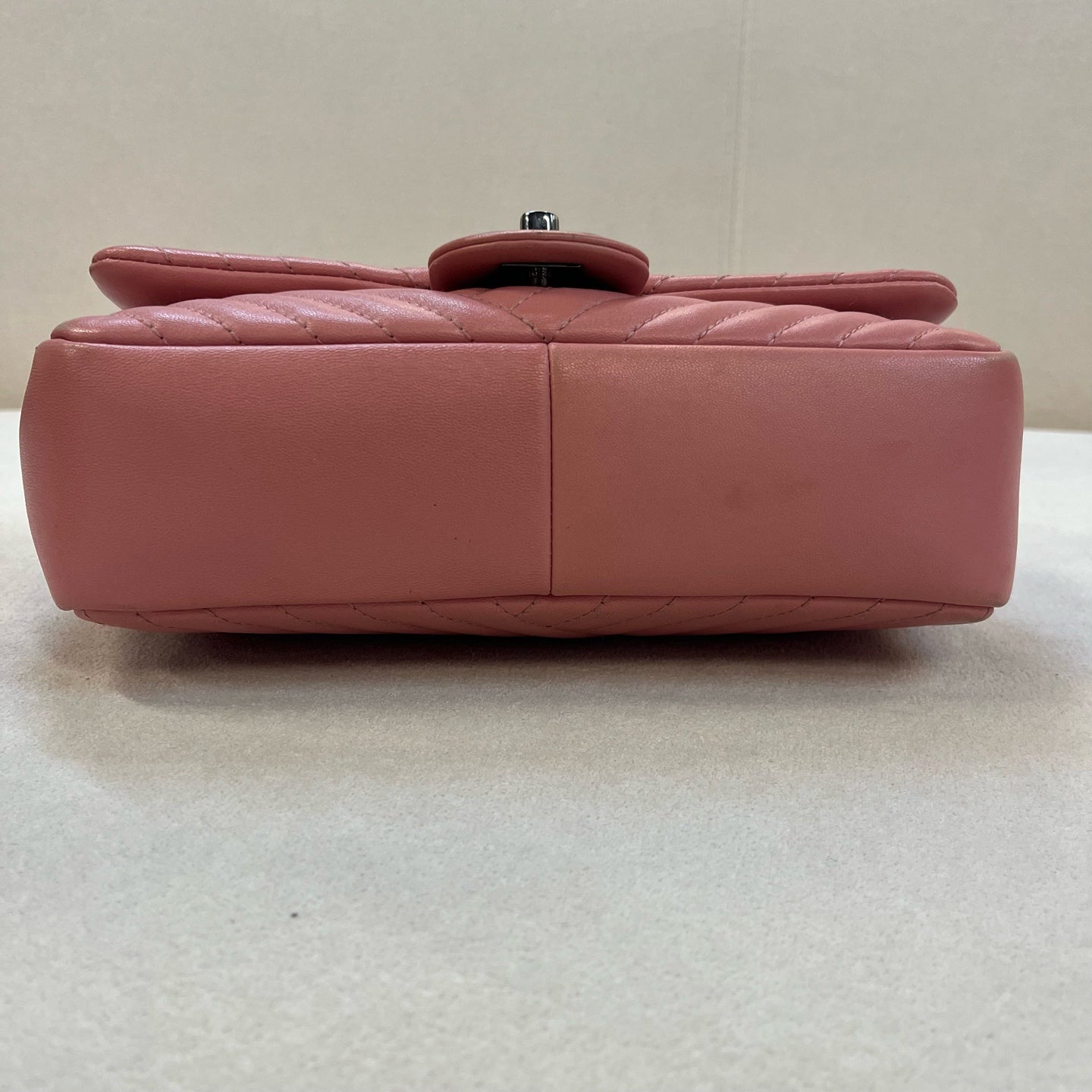Chanel - Other - Leather - Pink - (small)