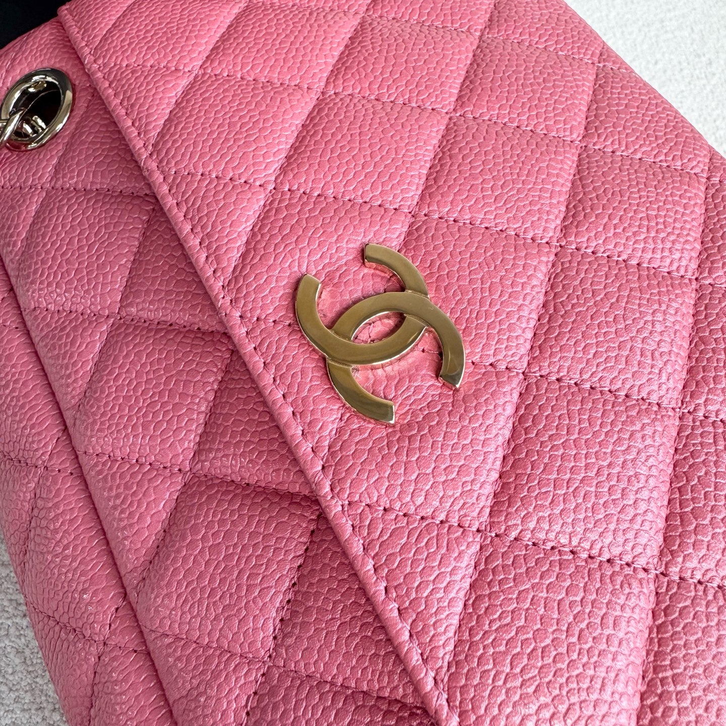 Chanel - Other - Leather - Pink - (Small)