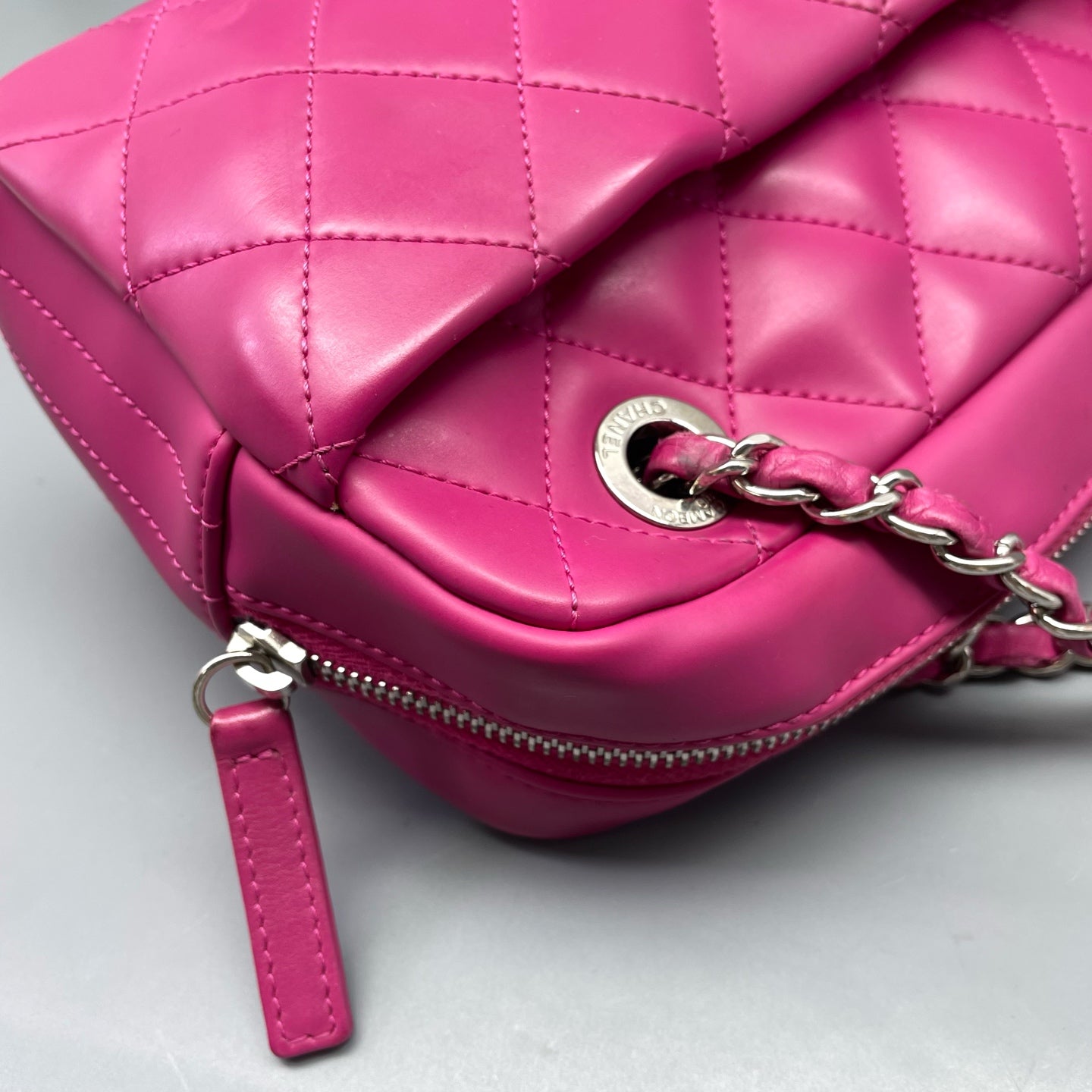 Chanel - Other - Leather - Pink - (Small)