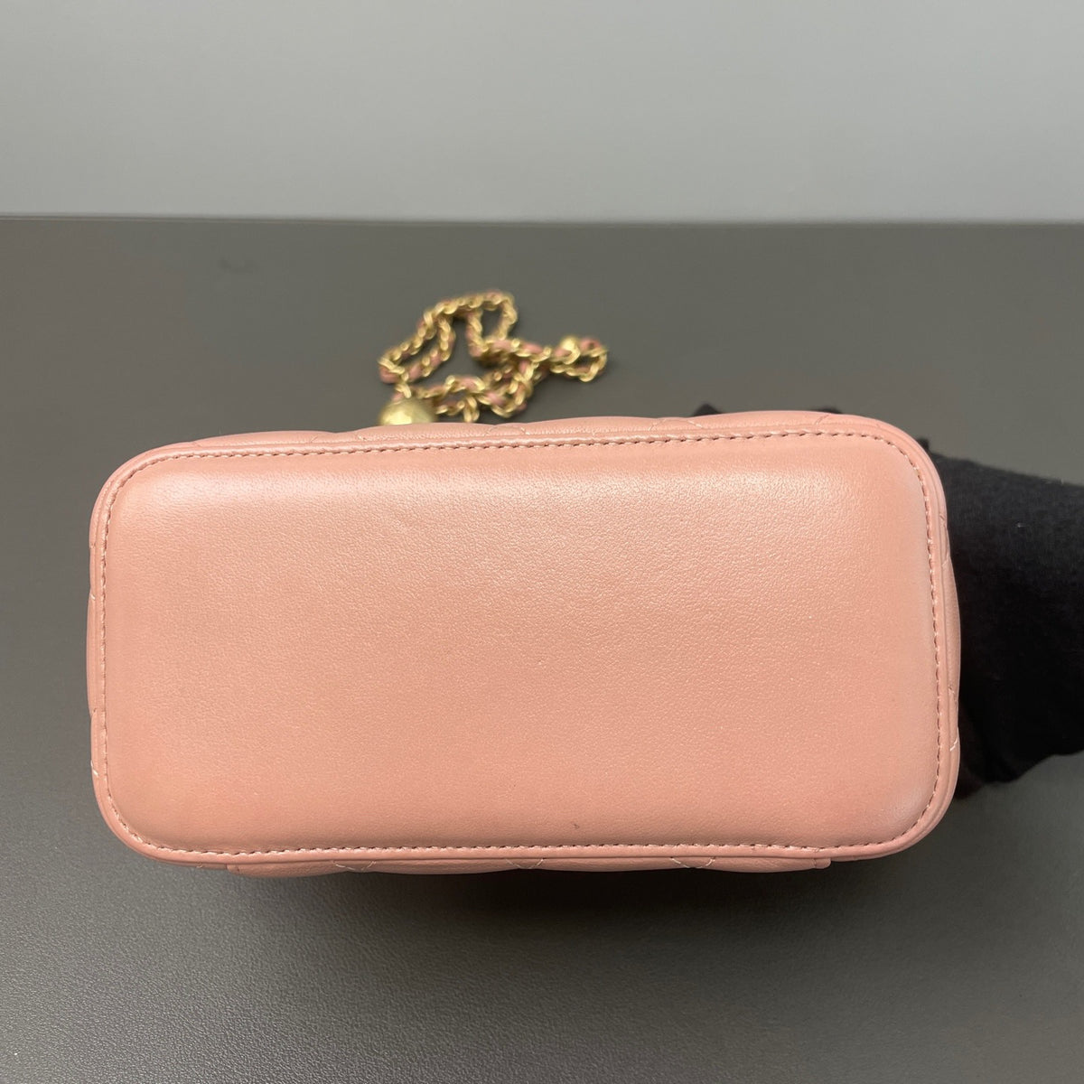 Chanel - Other - Leather - Pink - (small)