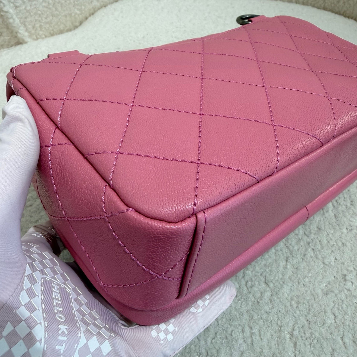 Chanel - Other - Leather - Pink - (small)