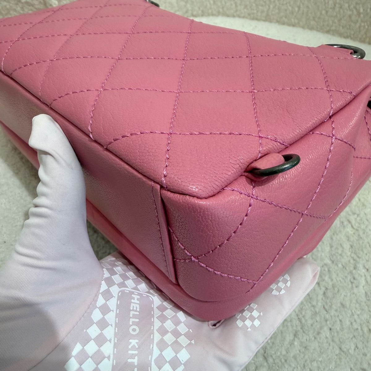 Chanel - Other - Leather - Pink - (small)