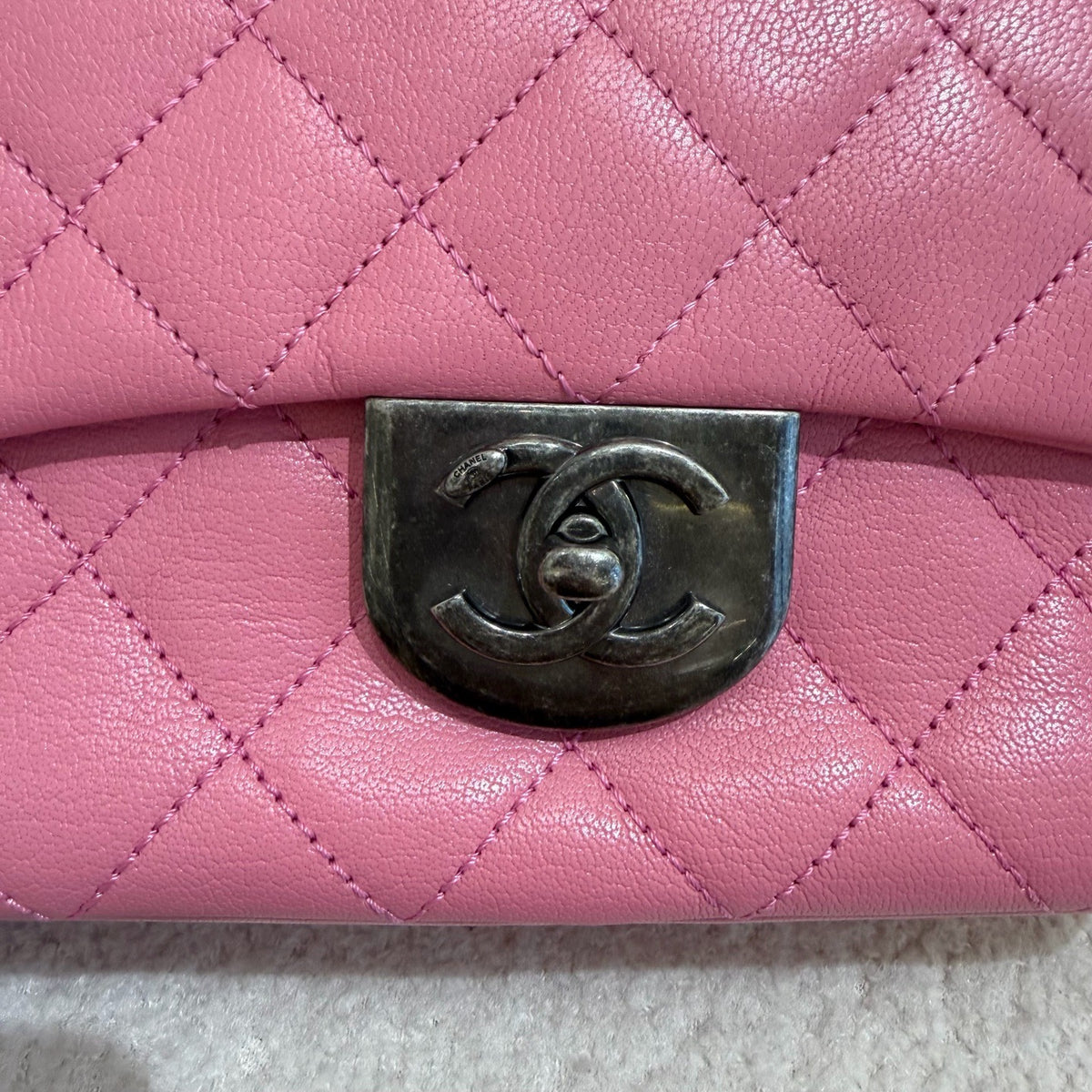 Chanel - Other - Leather - Pink - (small)