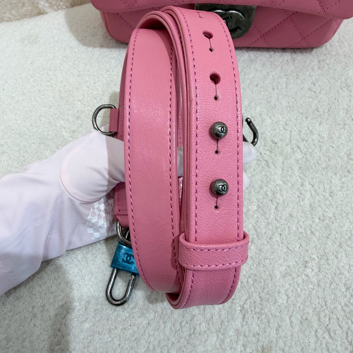 Chanel - Other - Leather - Pink - (small)