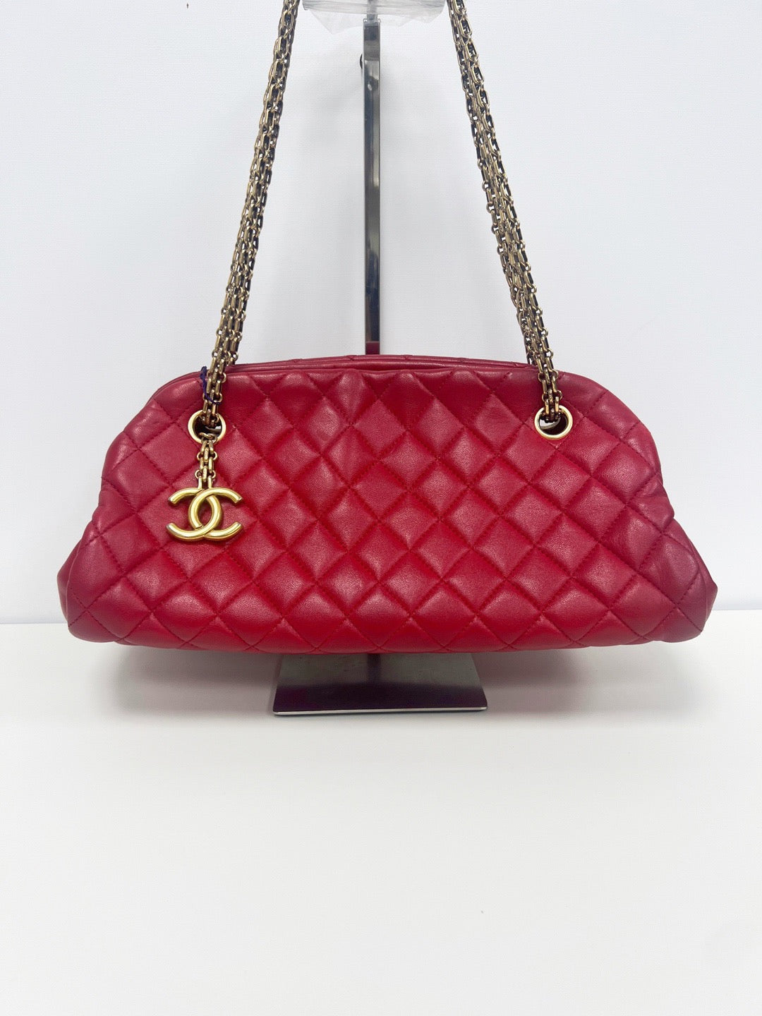 Chanel - Other - Leather - Red - (Large)