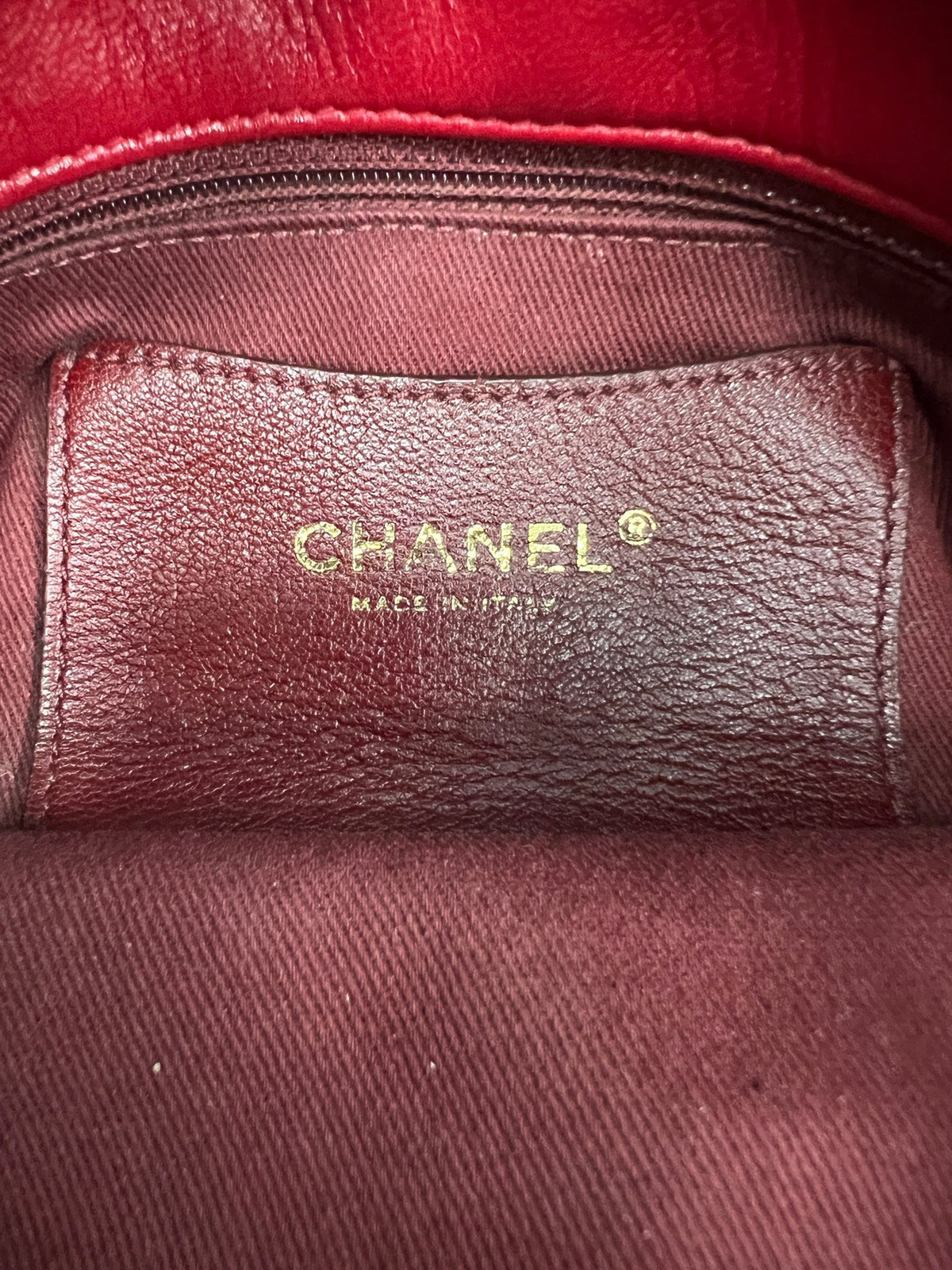 Chanel - Other - Leather - Red - (Large)
