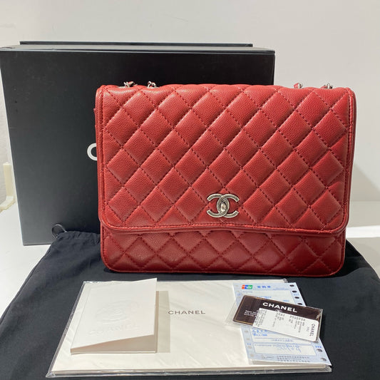 Chanel - Other - Leather - Red - (medium)