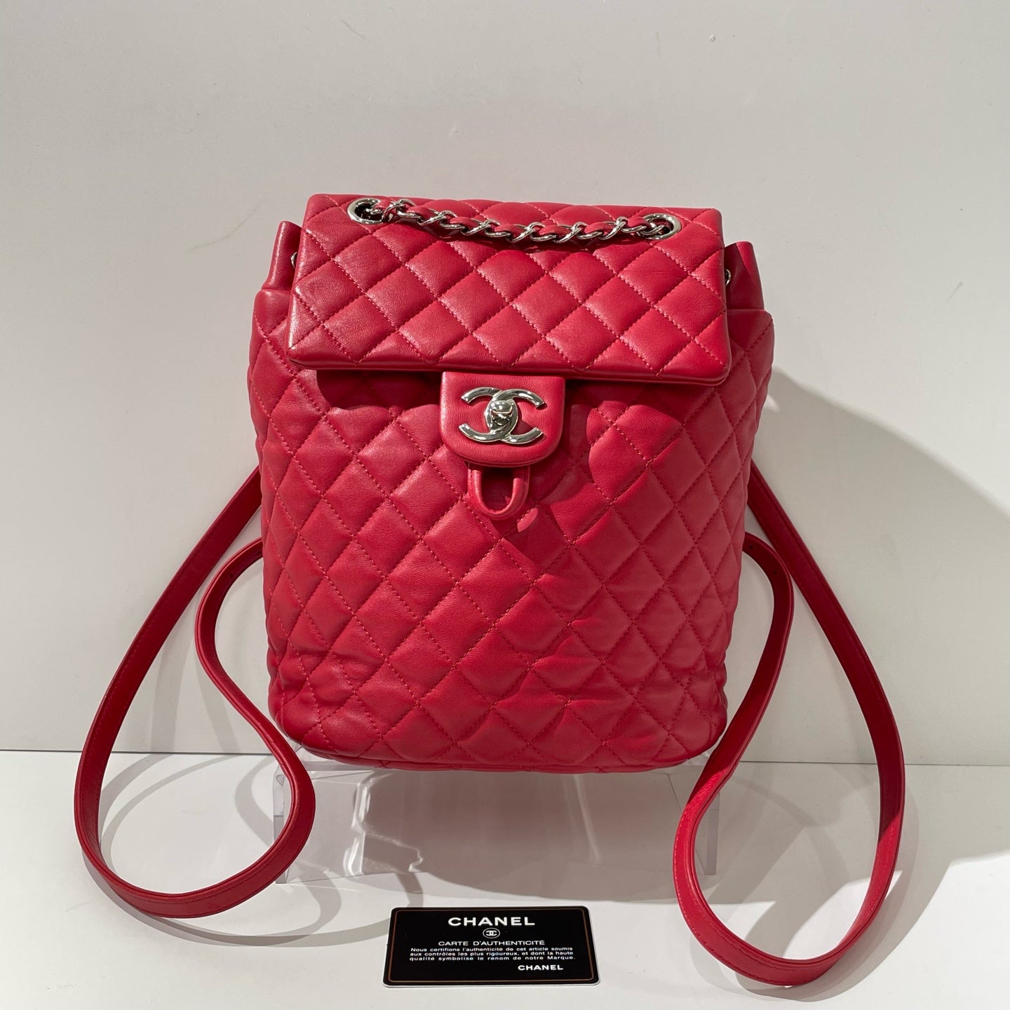 Chanel - Other - Leather - Red - (Medium)