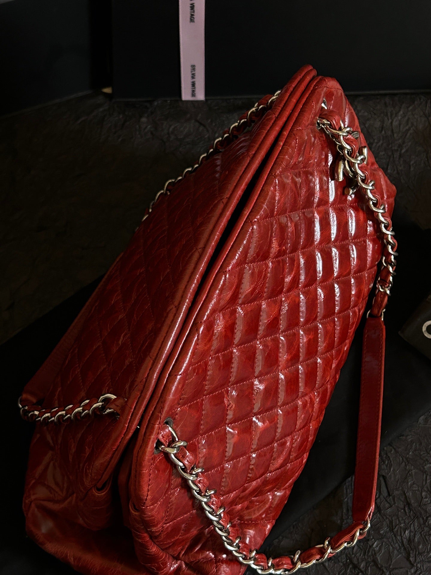 Chanel - Other - Leather - Red - (medium)