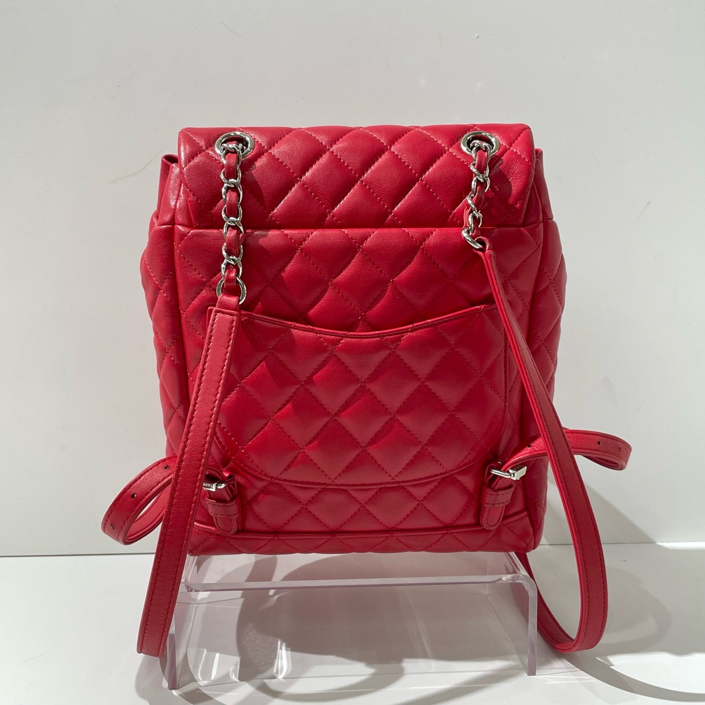 Chanel - Other - Leather - Red - (Medium)