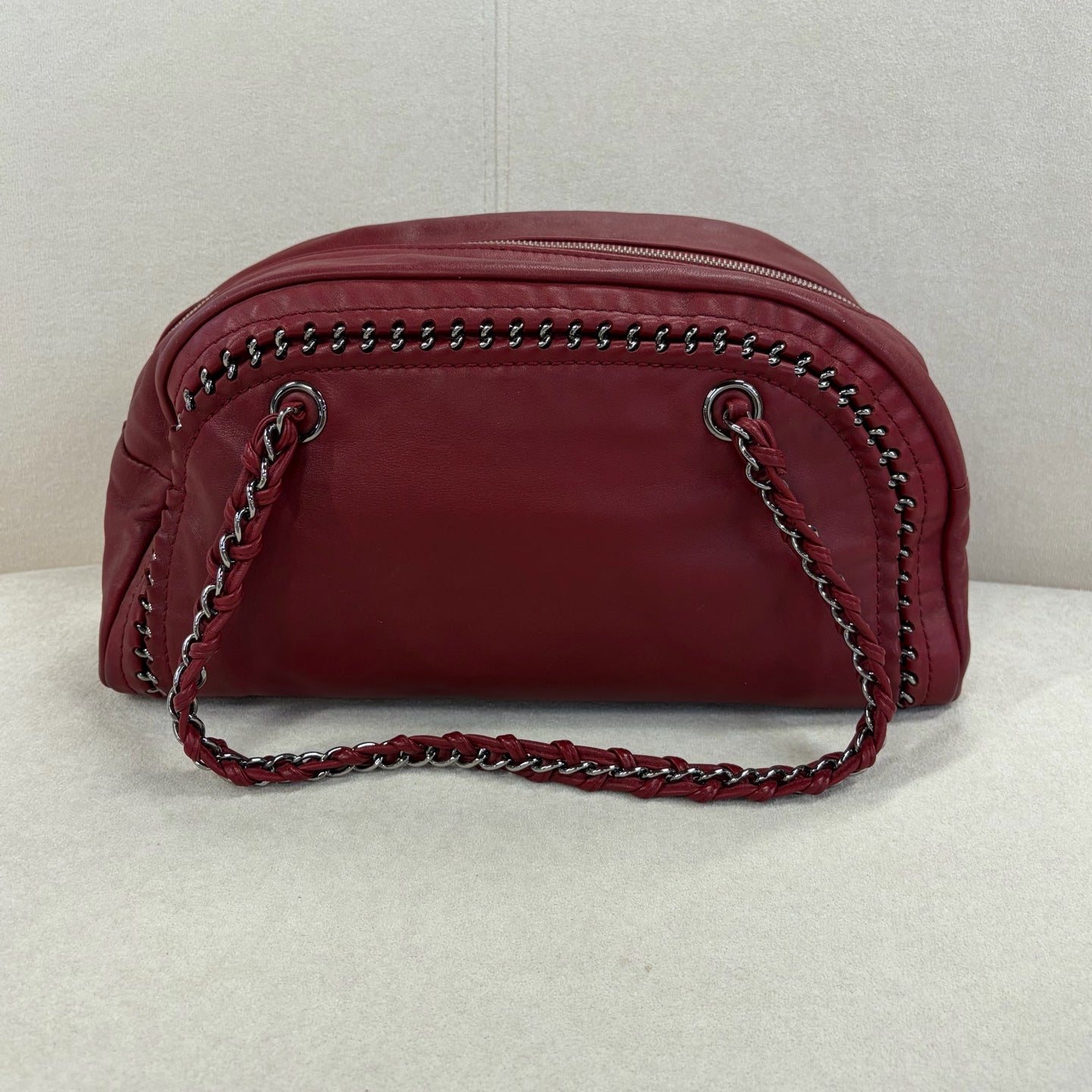 Chanel - Other - Leather - Red - (medium)