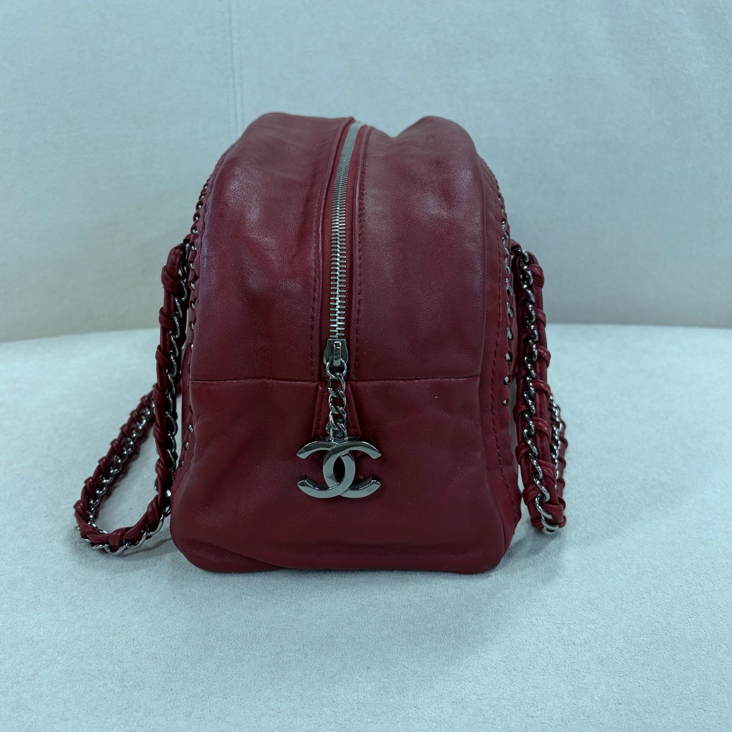 Chanel - Other - Leather - Red - (medium)