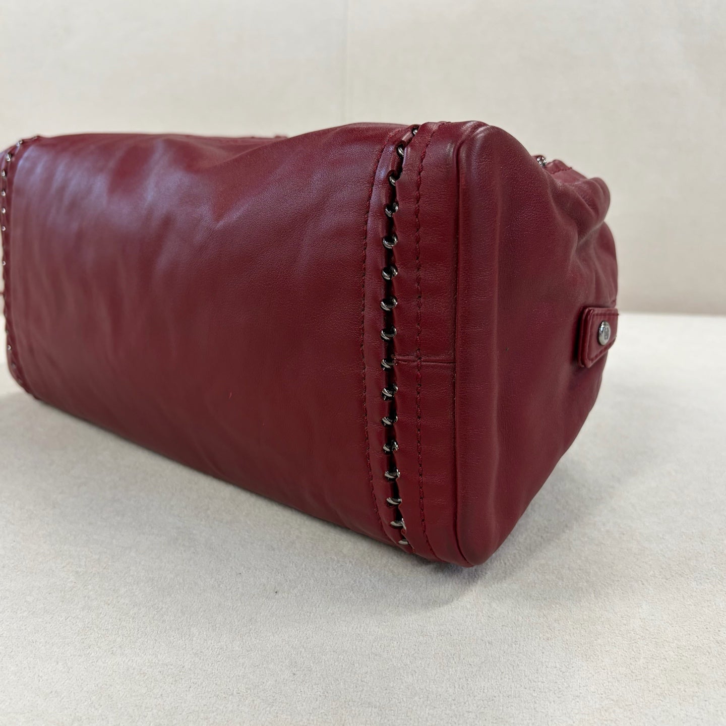 Chanel - Other - Leather - Red - (medium)