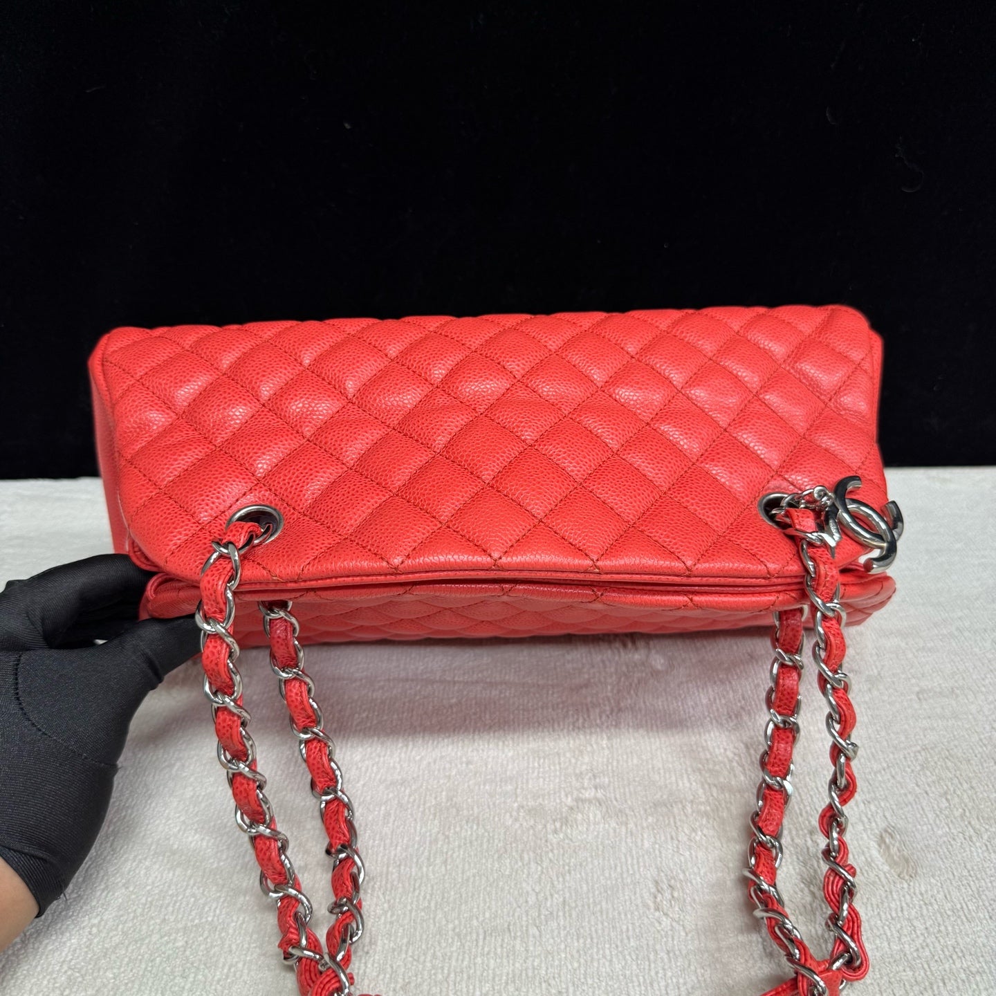 Chanel - Other - Leather - Red - (medium)