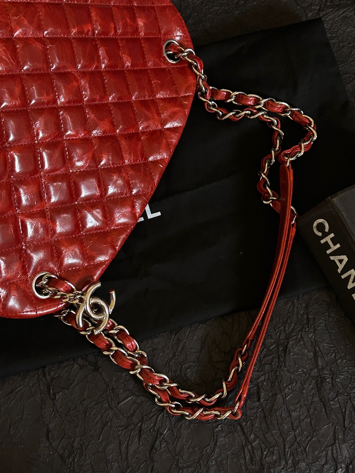 Chanel - Other - Leather - Red - (medium)