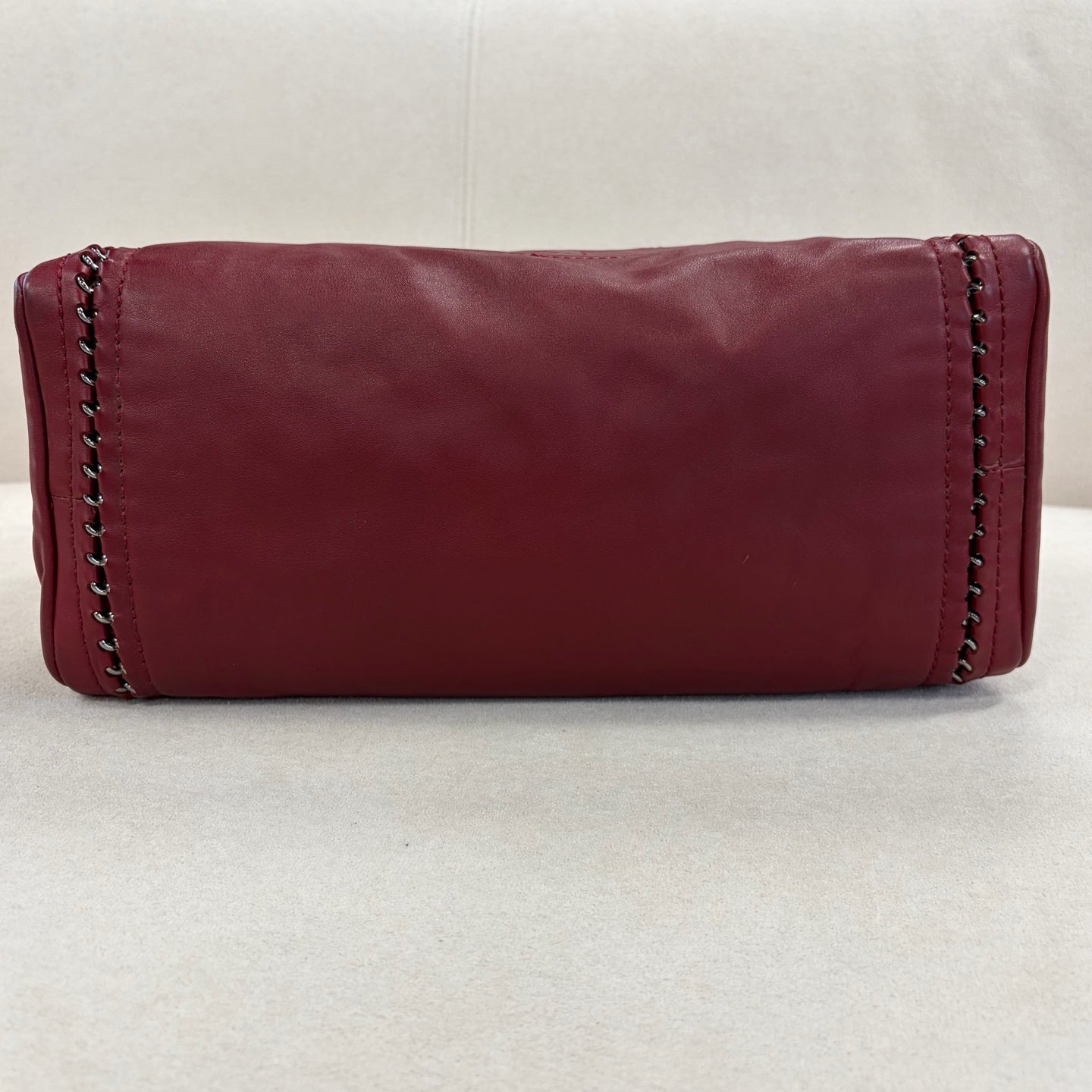 Chanel - Other - Leather - Red - (medium)