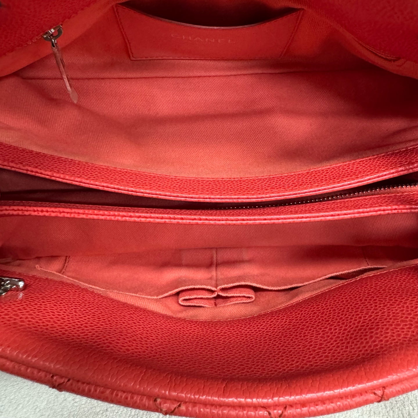 Chanel - Other - Leather - Red - (medium)