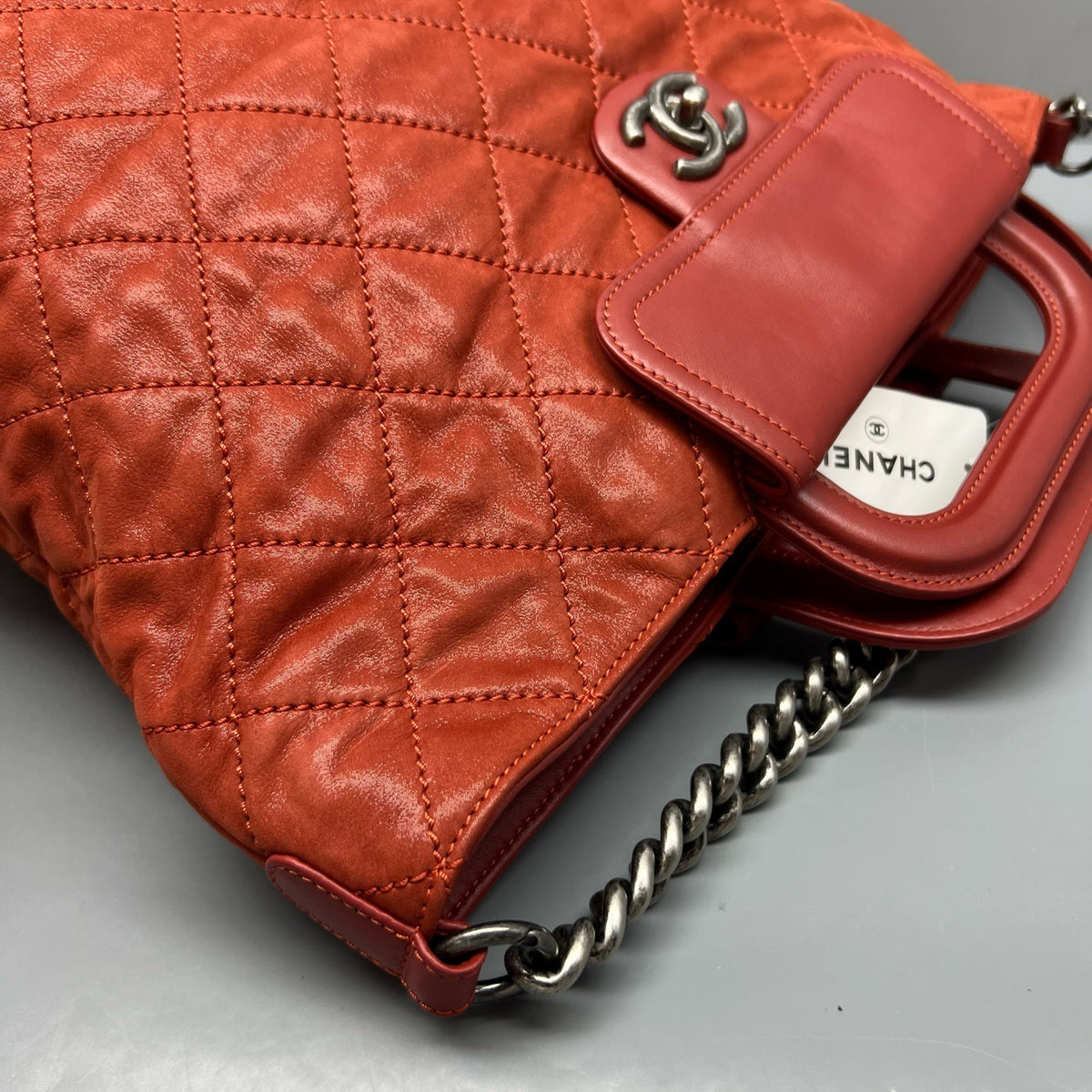 Chanel - Other - Leather - Red - (medium)