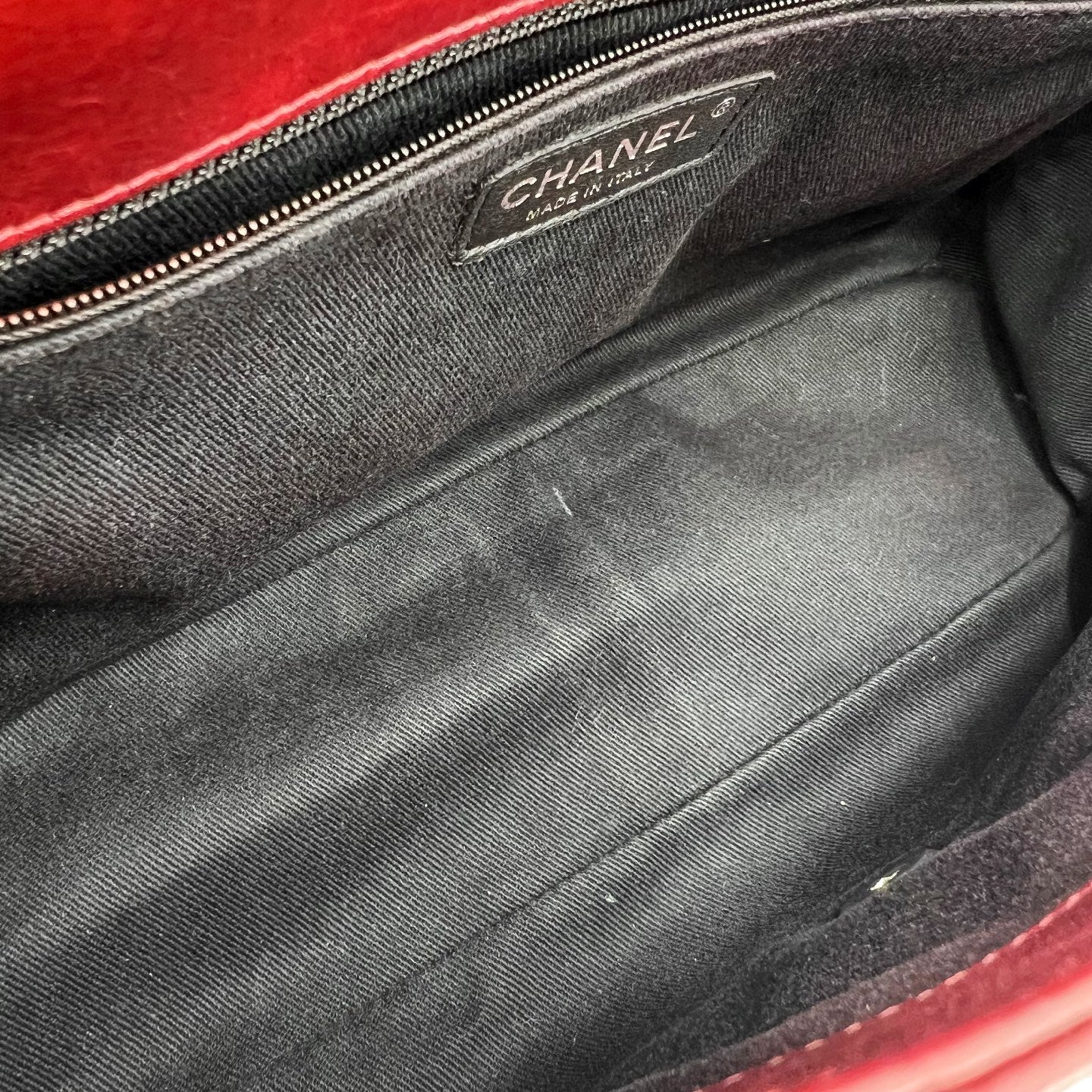 Chanel - Other - Leather - Red - (medium)