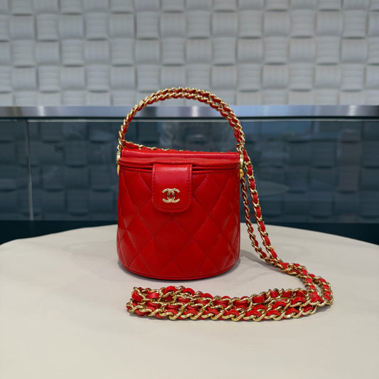 Chanel - Other - Leather - Red - (mini)