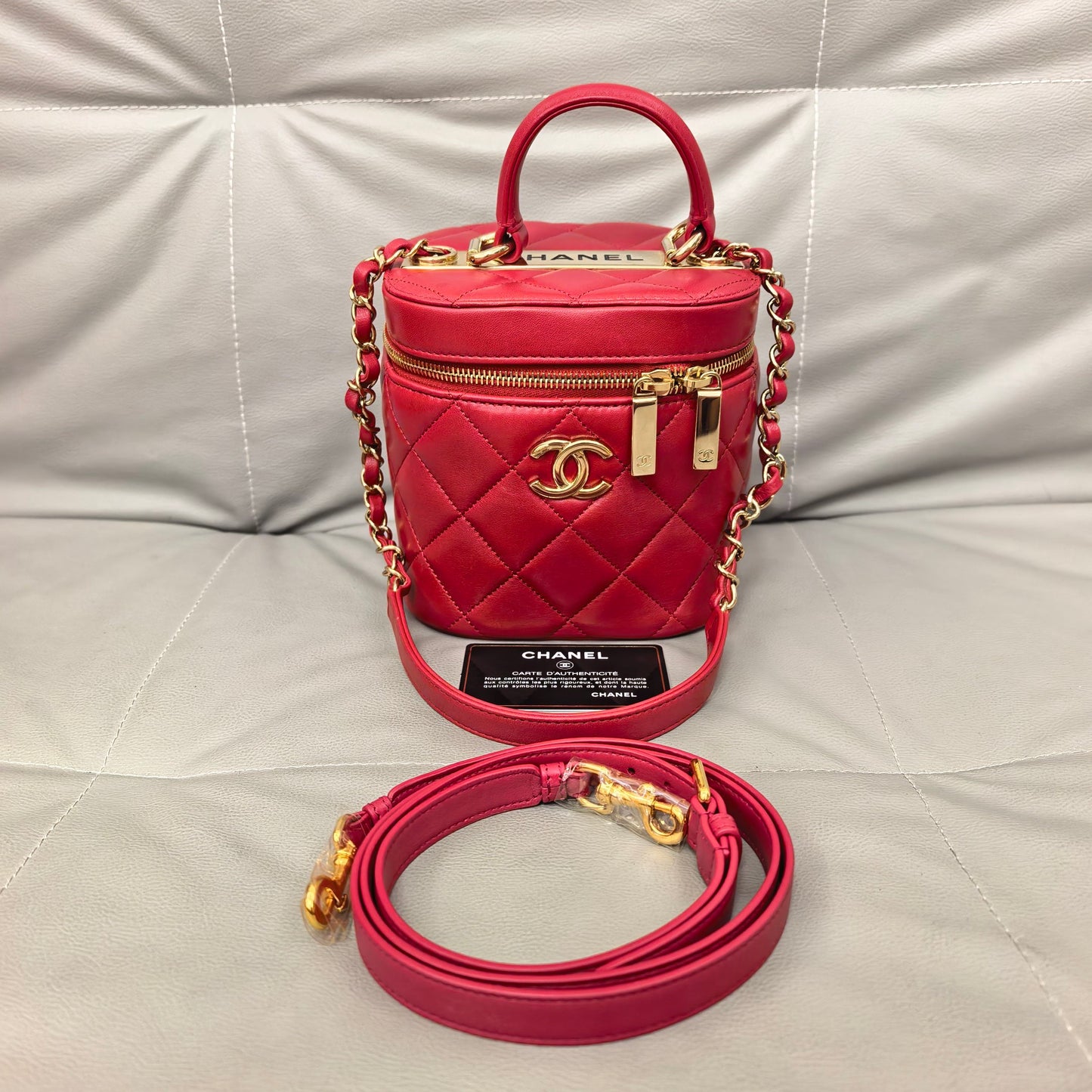 Chanel - Other - Leather - Red - (small)