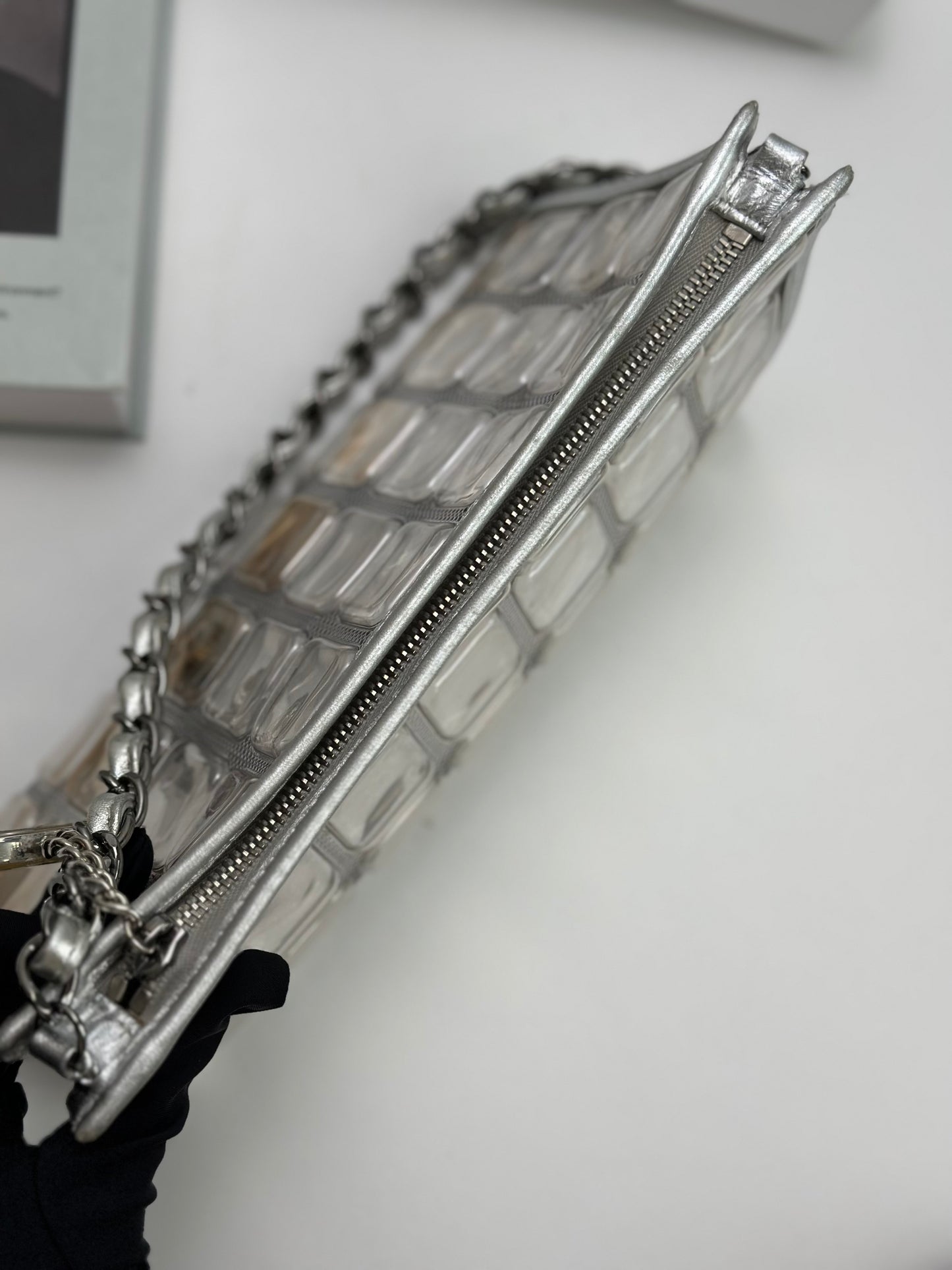 Chanel - Other - Leather - Silver - (small)