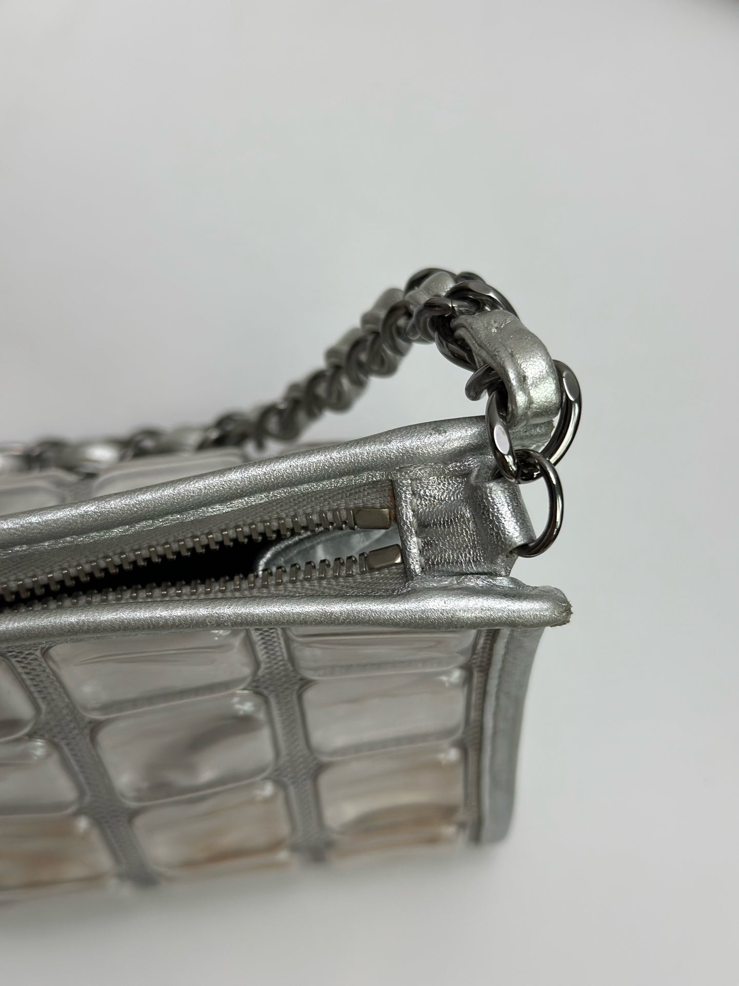 Chanel - Other - Leather - Silver - (small)