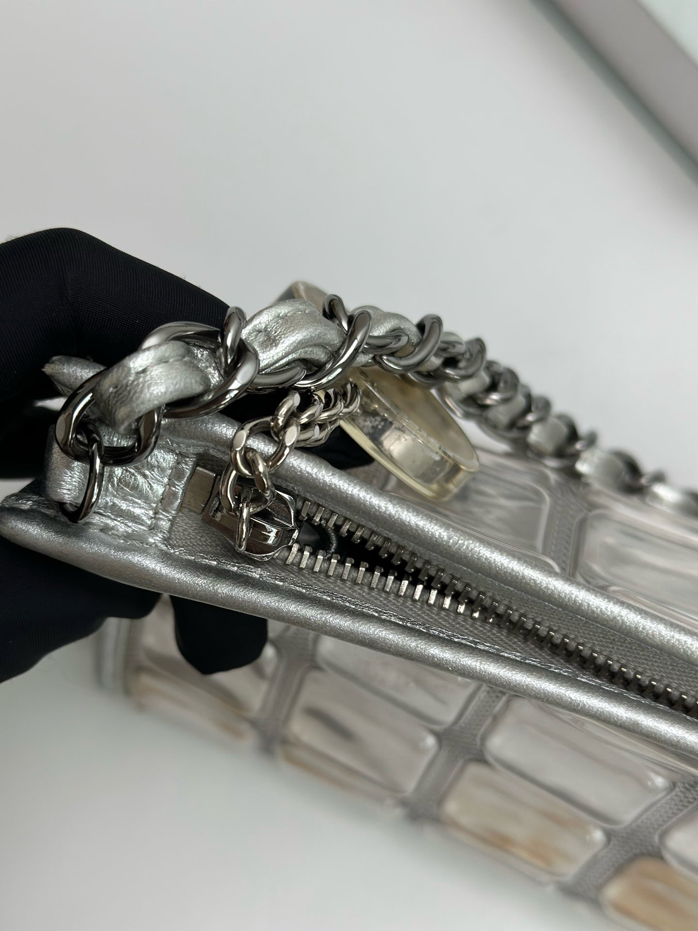 Chanel - Other - Leather - Silver - (small)