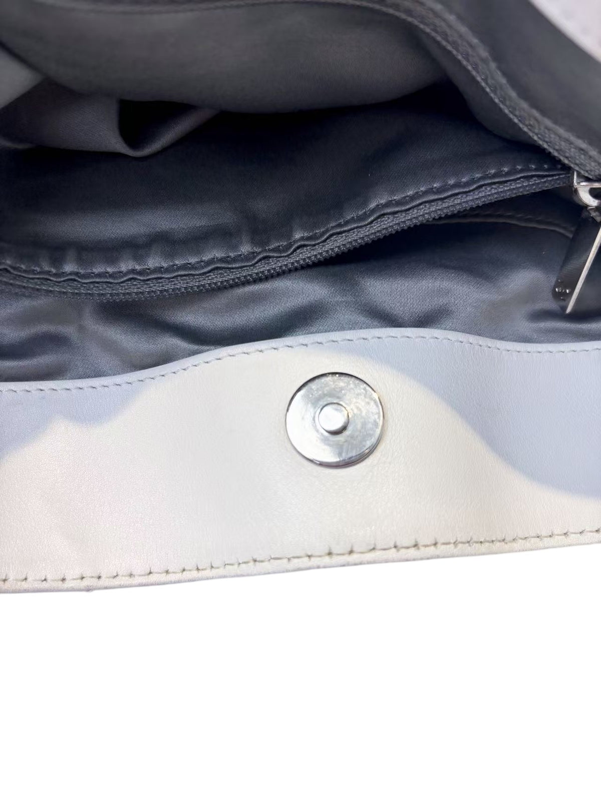 Chanel - Other - Leather - White