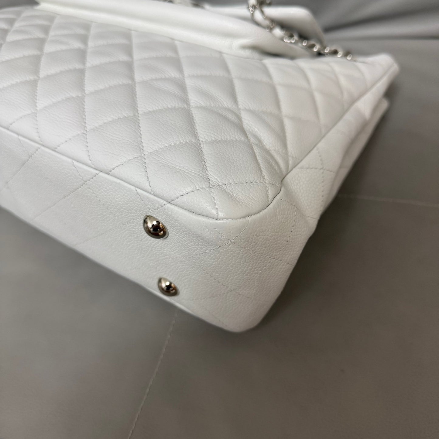 Chanel - Other - Leather - White - (large)