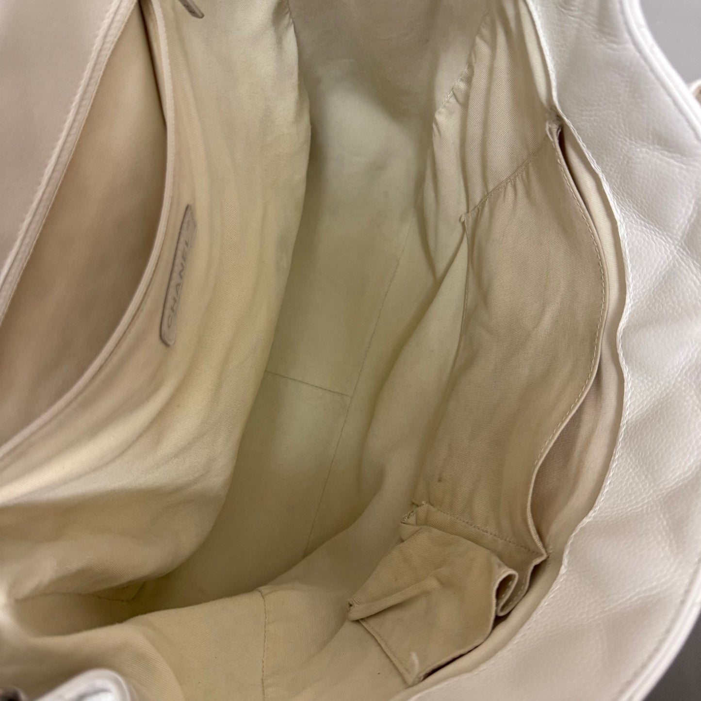 Chanel - Other - Leather - White - (large)