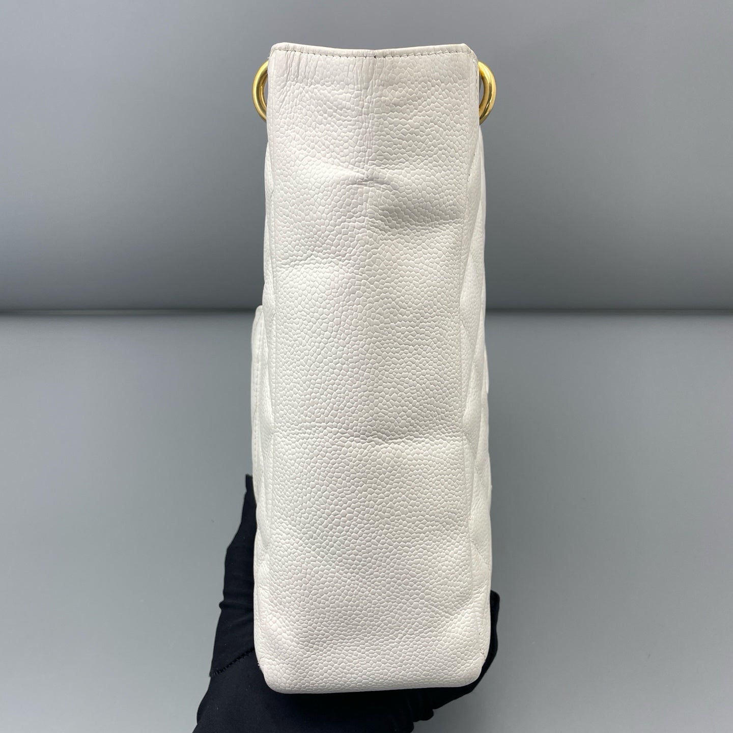 Chanel - Other - Leather - White - (medium)
