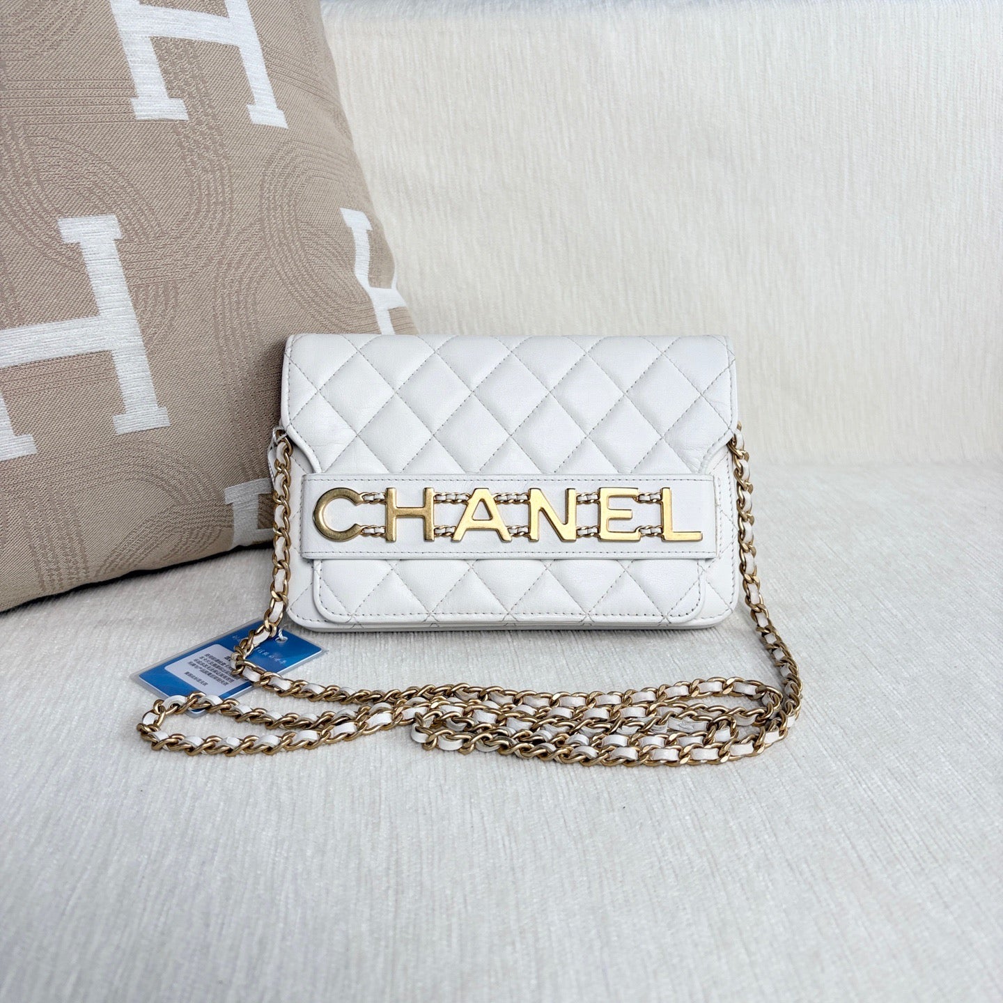 Chanel - Other - Leather - White - (mini)