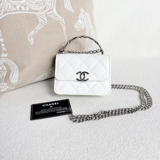 Chanel - Other - Leather - White - (mini)