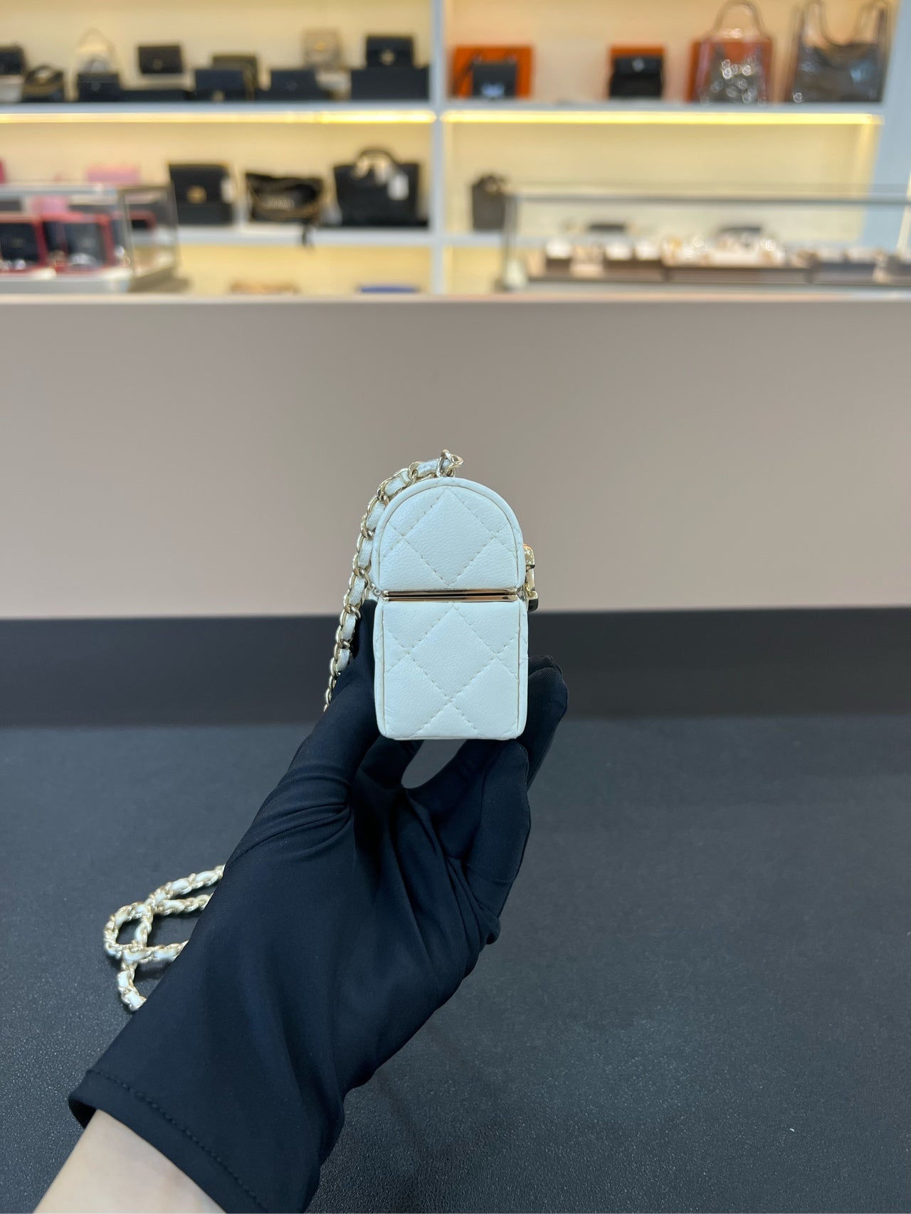 Chanel - Other - Leather - White - (mini)
