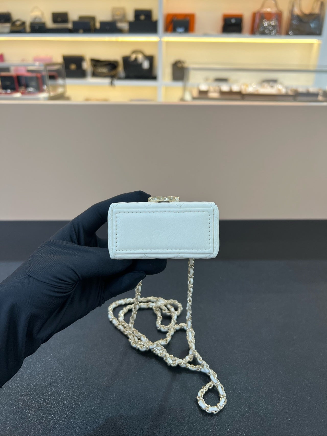 Chanel - Other - Leather - White - (mini)