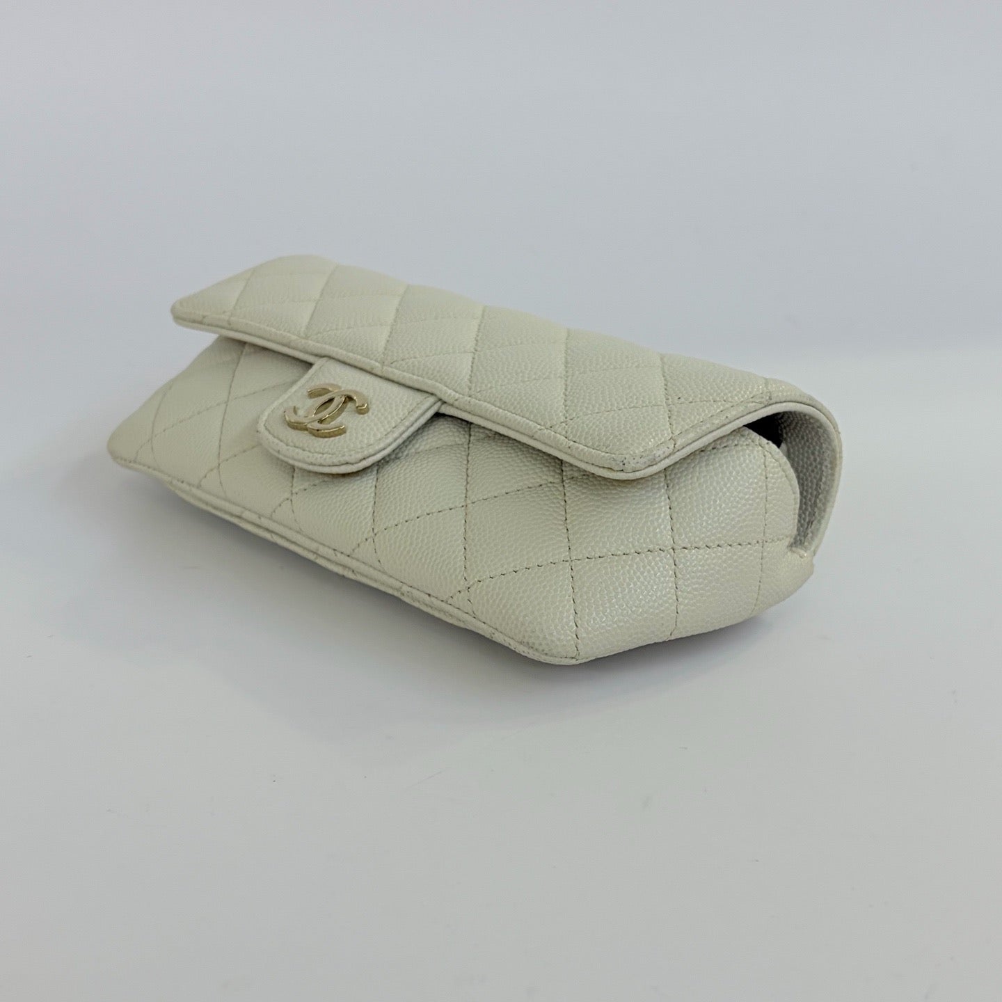 Chanel - Other - Leather - White - (mini)