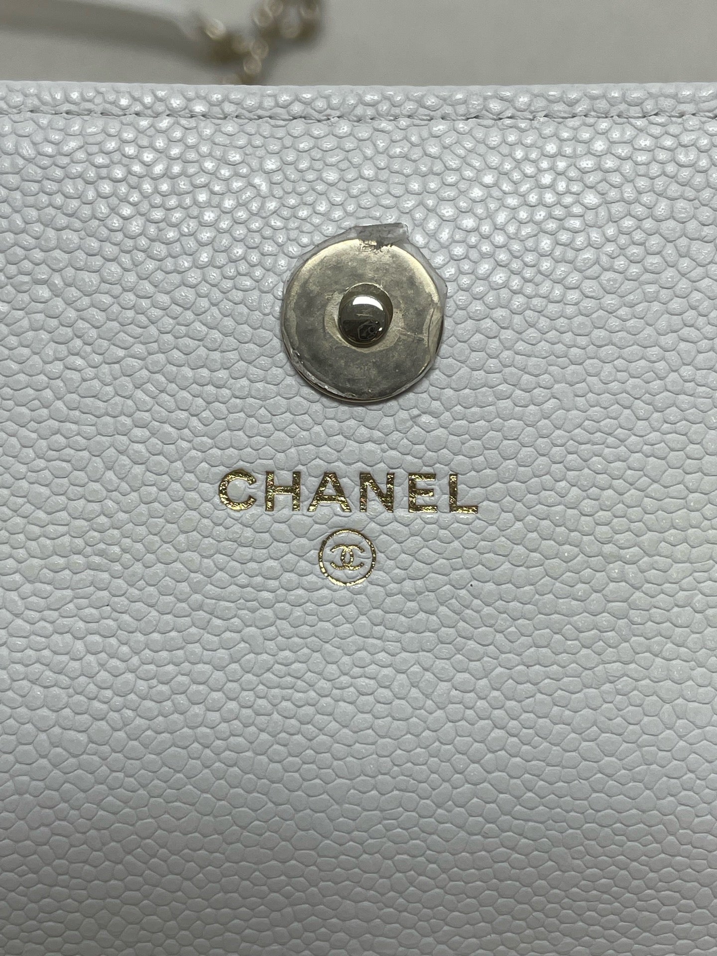 Chanel - Other - Leather - White - (mini)