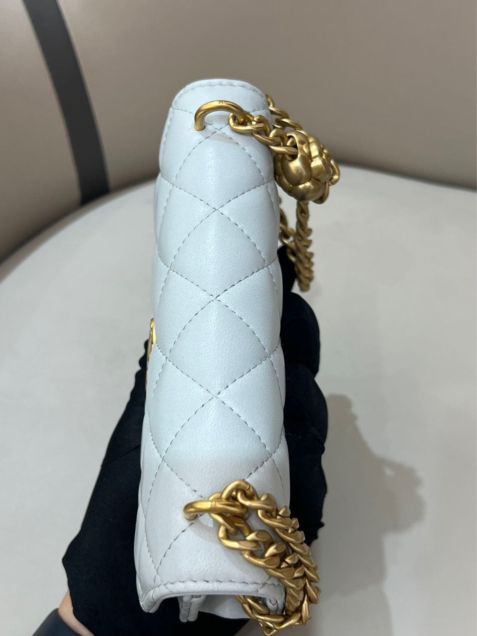 Chanel - Other - Leather - White - (mini)