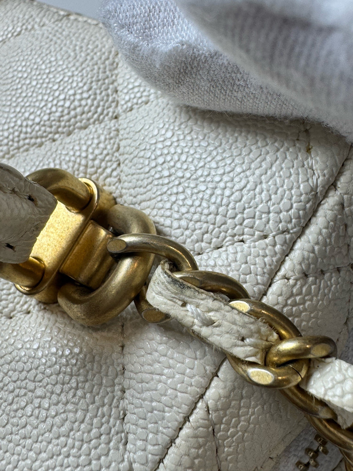 Chanel - Other - Leather - White - (mini)