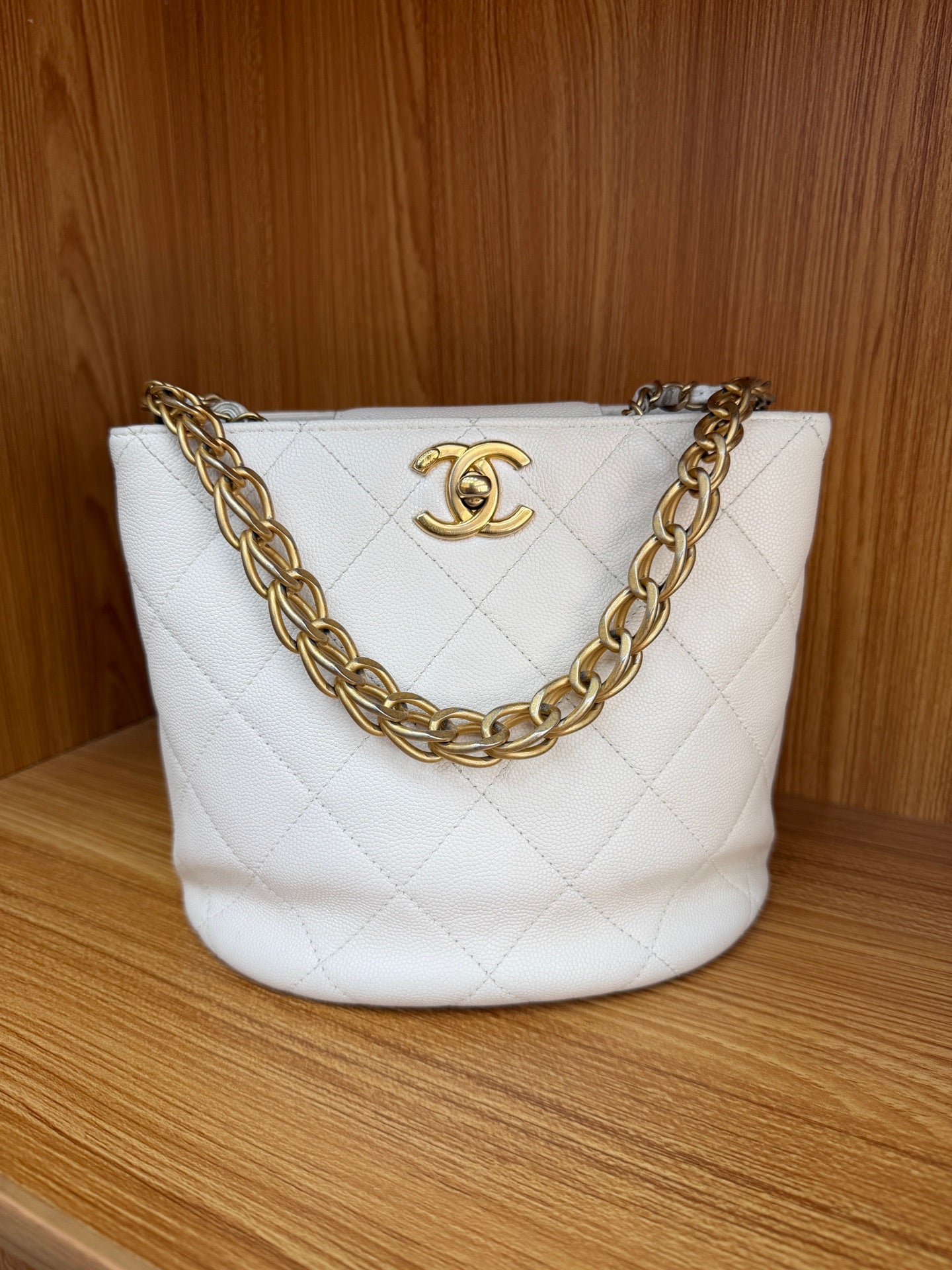 Chanel - Other - Leather - White - (small)