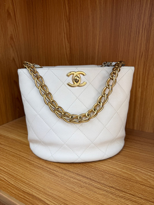 Chanel - Other - Leather - White - (small)