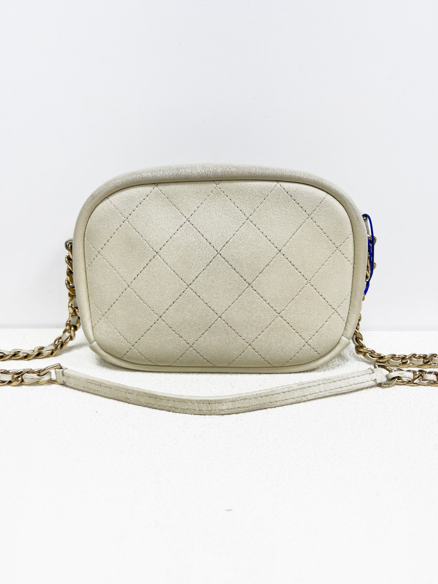 Chanel - Other - Leather - White - (small)