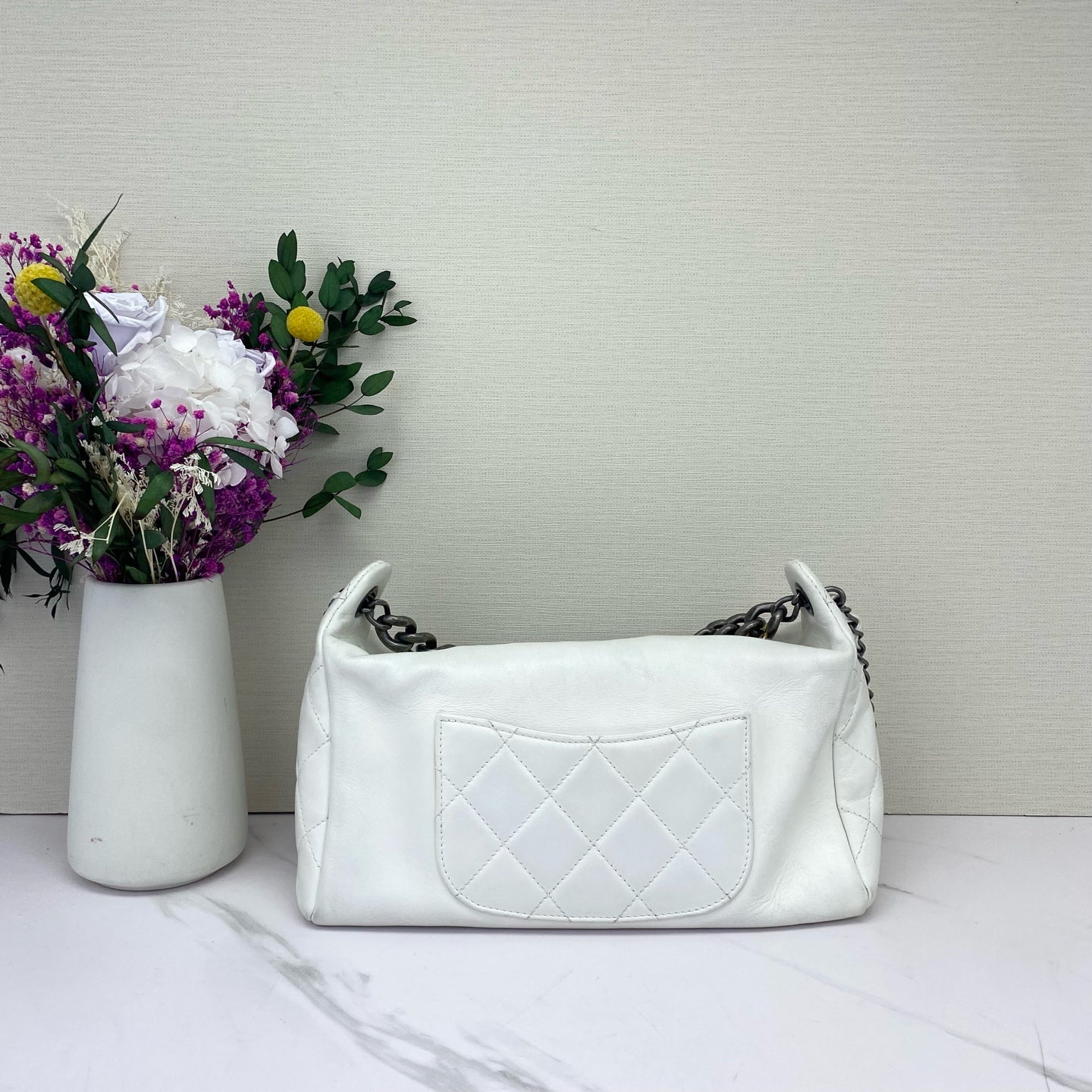 Chanel - Other - Leather - White - (small)